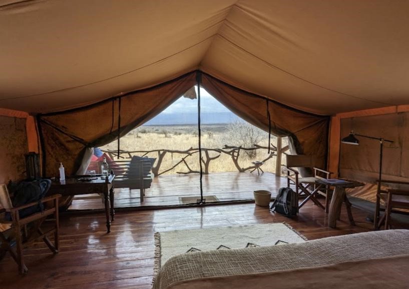 安博塞利营地帐篷内景